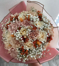 Load image into Gallery viewer, Fall For You Bouquet
