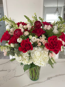 Christmas Elegance Blooms