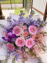 Load image into Gallery viewer, Lavender Pinks Spring
